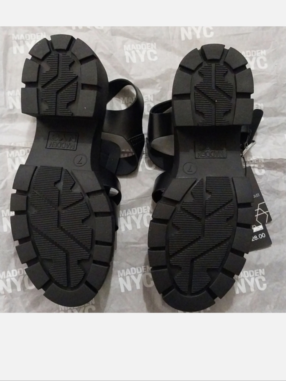 Madden NYC Chunky Platform Sandals Womens 7 Black Strappy Wedge Sandal - Picture 8 of 8